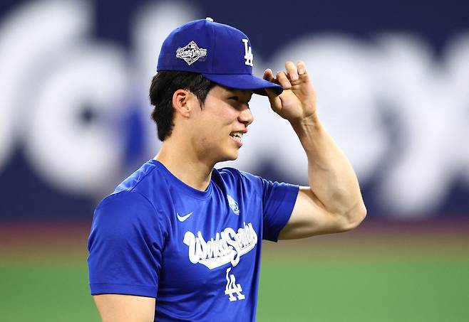 '로버츠 깜짝 예고' 눈 멍든 김혜성, 드디어 보상 받나…다저스 '9푼 타자' 치울 구상 중