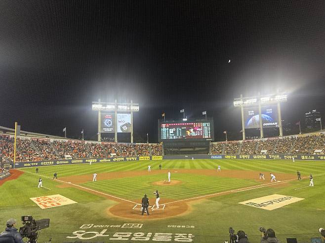 KS 원정 두 경기 LG 트윈스에 내준 한화 이글스, 안방에서 반격 노린다