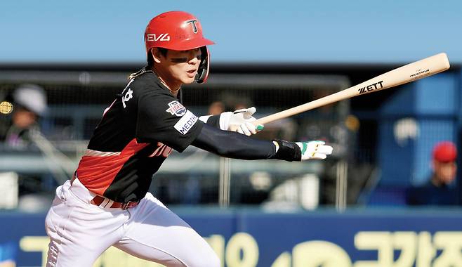 복수의 구단은 노리고, KIA는 잡고 싶고…KS 끝나고 5일 뒤 ‘FA 최대어’ 박찬호의 향방은