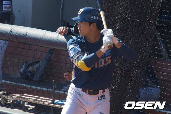 졸업도 안한 고교생이 폴리그 5할 폭격…FA 최원준 떠나면? '창원의 PCA'로 불릴 루키가 기다린다