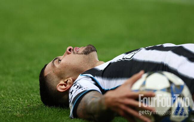 이러고도 한국에 5-0 악몽 안겼다…“한국행 비행기 창문이 깨져 회항했습니다”