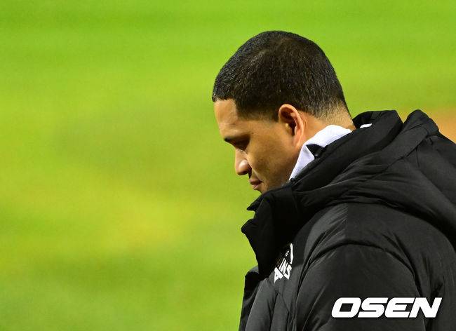 '담증세' LG 치리노스, 2023년 MVP 에릭 페디처럼 회복하며 승리 기여할까