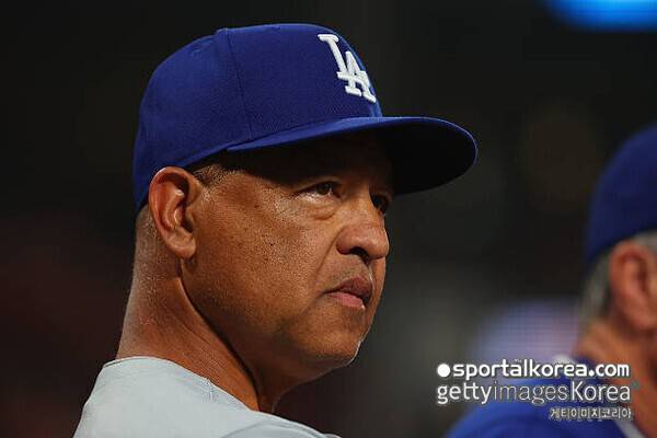 '어리석은 선택' 명장병 또 도진 로버츠, 불펜 교체 대실패, 트라이넨 폭풍 3피안타 후 실점