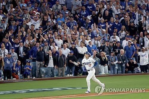 '리얼입니다' 6시간30분째 경기중, 오타니는 9출루째 [WS 3]