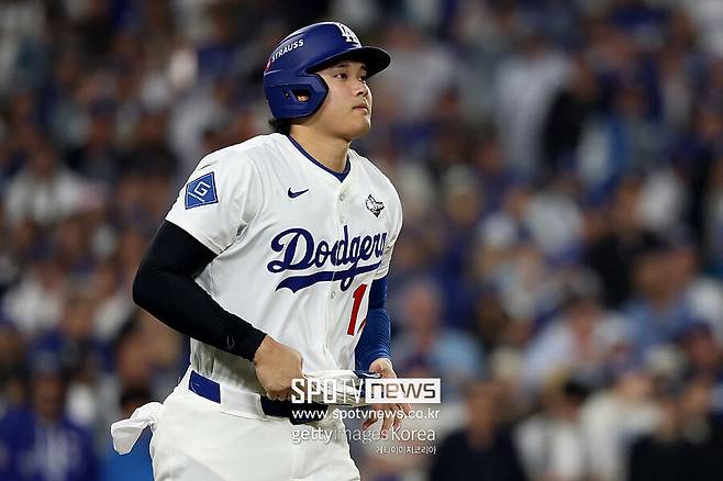 '불멸의 기록 나왔다' 오타니 9출루 경악…고의 볼넷만 5개, 토론토는 상대할 생각이 없다