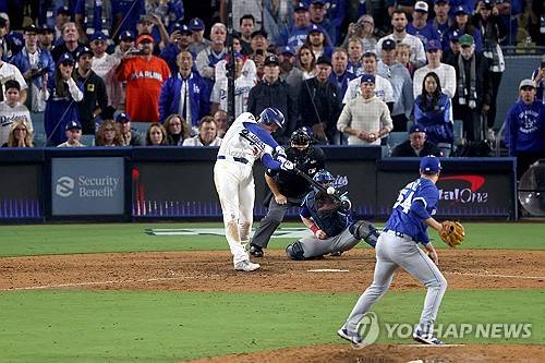 '18회-6시간 40분' 다저스는 하루쉰 '완투' 야마모토 쓰려했다