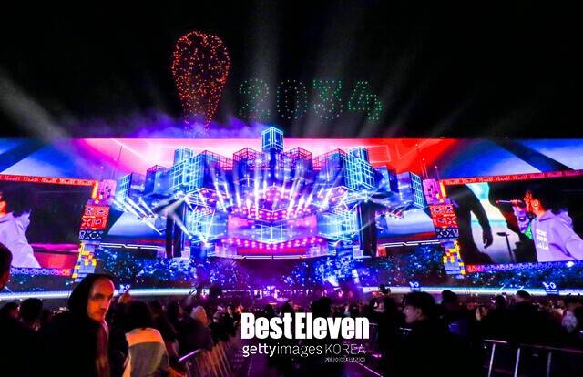 오일 머니 대단하네… 사우디, 80층 이상 옥상에 4만6천석 공중 스타디움 건설 청사진 공개