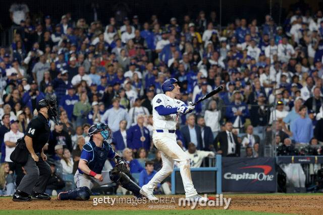 '와 최초' WS 끝내기 만루포→399분 혈투 마침표 홈런 실화인가, 영화로도 못 만든다…