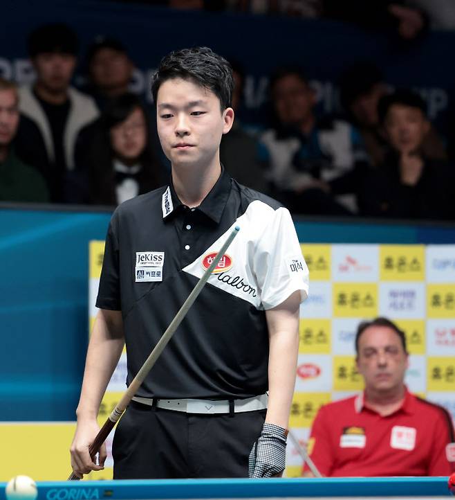 '10대 돌풍' 김영원, '레전드' 산체스에 짜릿한 역전승...351일 만에 PBA 2승