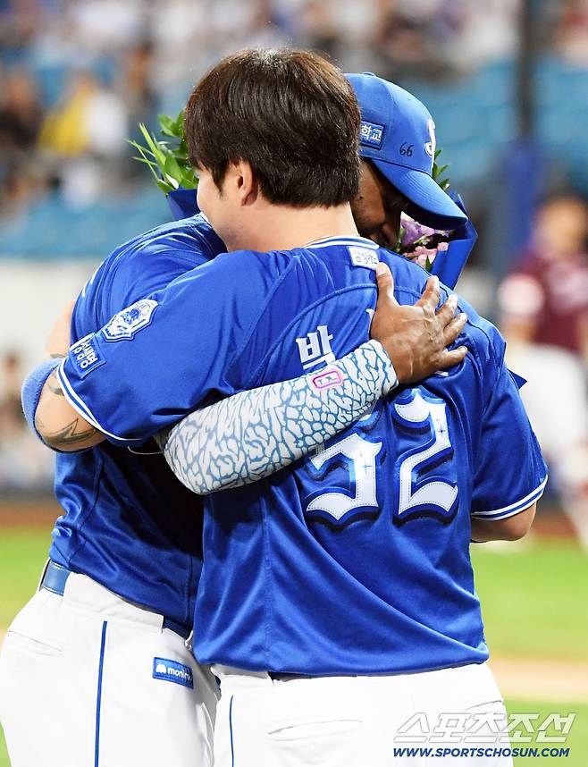 '5명 방출' 삼성 세대교체 가속화, 전설의 418홈런 타자와도 헤어질 결심...현역 연장이냐 오재일과 동반은퇴냐 기로