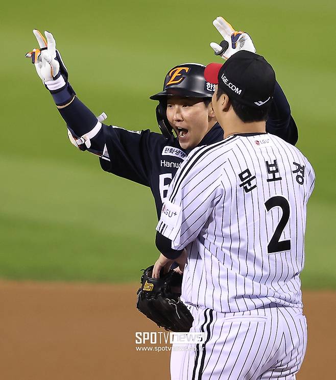 최강야구→한화행→3할 데뷔→KS 깜짝 1번 발탁…김경문 믿음에 보답, 위기의 독수리호 구할 적임자