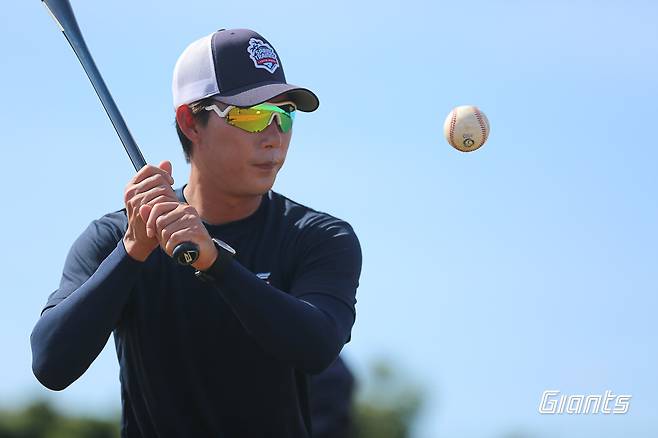 새 그림 그리는 KIA, 고영민 주루 코치 합류··· “한 베이스 더 달린다”