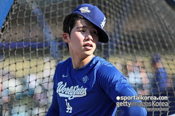 다저스 엔트리 낭비, 쓰지도 않는 김혜성 왜 데리고 갔나? 연장 18회 여파, 투수 부족으로 '곤경'
