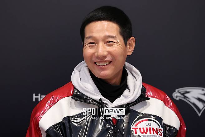 드디어 치료 끝났나…LG 13승 외국인투수 출격 준비 끝, 염경엽
