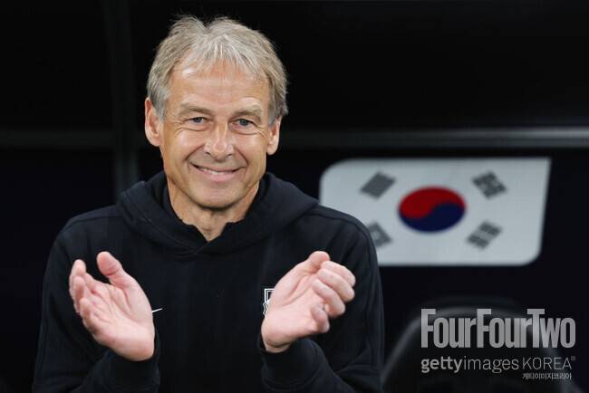 “한국 축구 팬들은 모든 걸 안다” 클린스만 선임 소식에…체코 언론 ‘한국 대표팀 시절 만행 폭로’ 