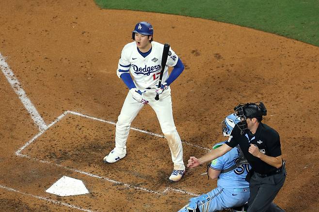 투수로는 패전, 타자로는 무안타 2삼진...몸값 1조라고 해도, 누가 오타니에게 돌을 던지랴