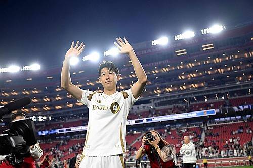 손흥민 끝내 8강→우승은 결국 메시…LAFC, MLS컵 PO 스타트+전망은 어둡다