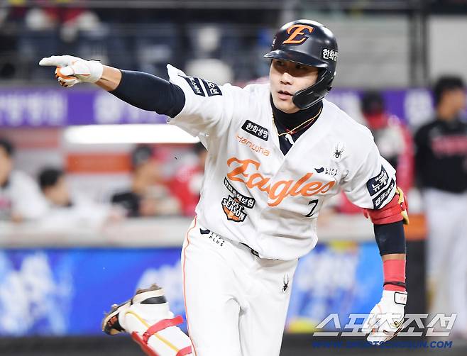 도루실패 50억 FA 역전 2루타로 한화에 1승 선사. 김서현 감격의 승리투수. 한화 분위기 바꿨다[KS3 리뷰]