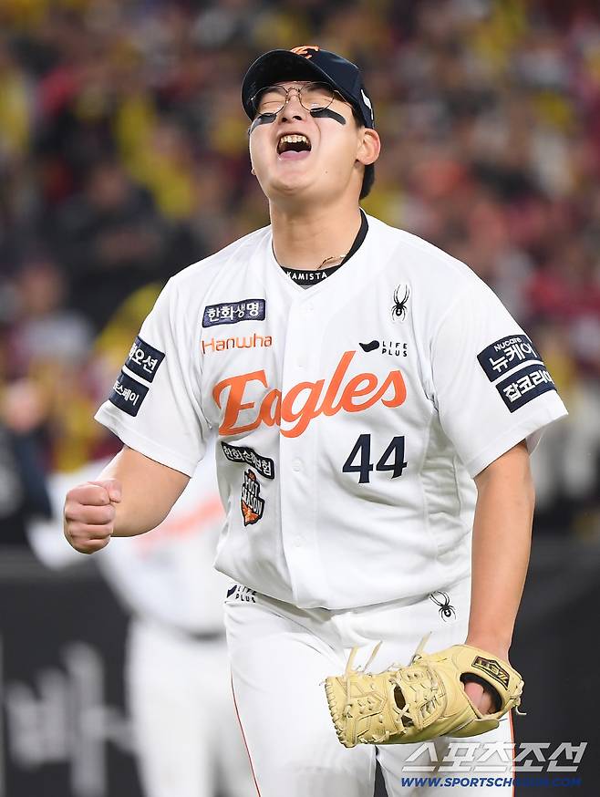 도루실패 50억 FA 역전 2루타로 한화에 1승 선사. 김서현 감격의 승리투수. 한화 분위기 바꿨다[KS3 리뷰]