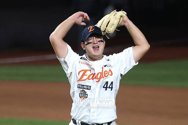 “많이 힘들었다” 김서현 참았던 눈물 터뜨렸다… 악몽 털어낸 승리, 가을은 지금부터 시작이다