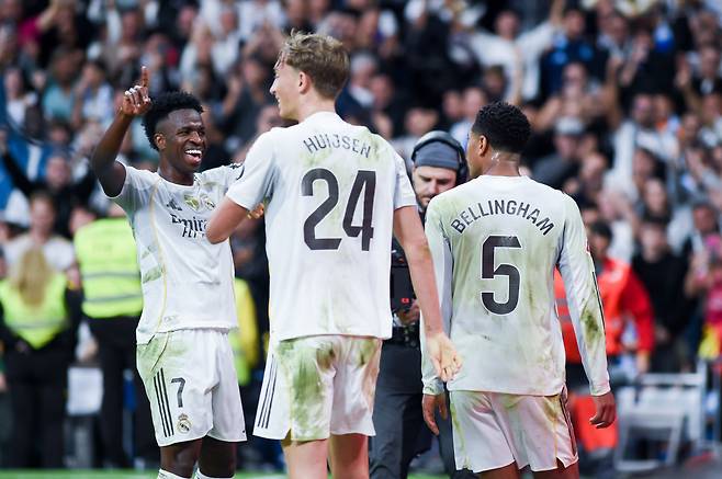 '감독님 죄송합니다' 막가파식 항명파동 일으켰던 레알 마드리드 비니시우스, 결국 공개사과문 발표