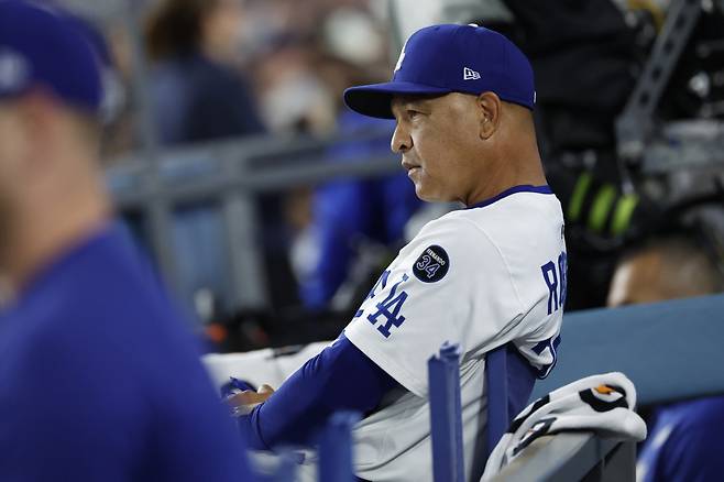 '믿음인가, 아집인가' 로버츠 드디어 항복, 8푼 타자 뺐지만...여전히 김혜성 자리는 벤치다