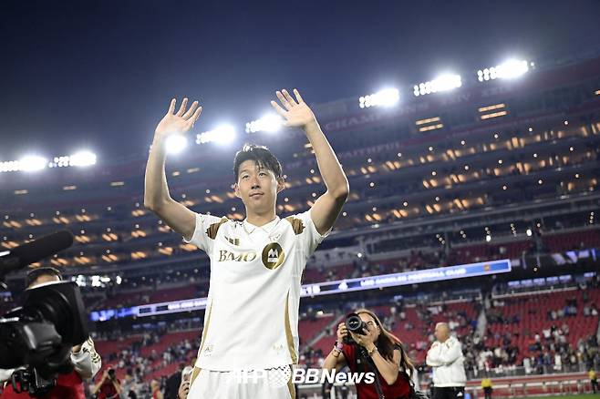 손흥민 새 연봉 첫 공식 발표 '160억원'... 메시 이어 MLS 전체 2위