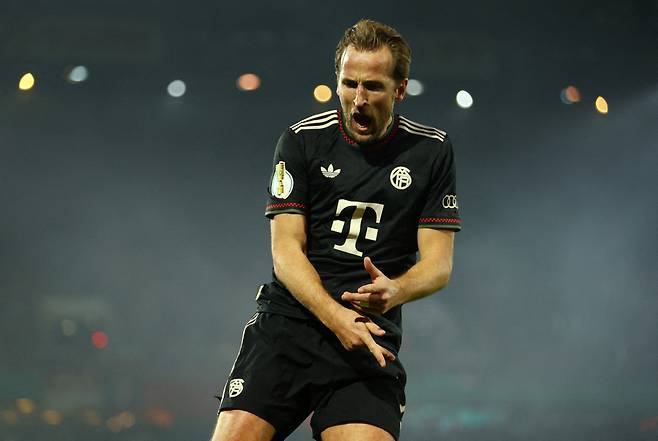 '손흥민 옆에서도 이런 적은 없다' 이게 케인인가, 메시인가...역사적 해리 케인 위대하다, 경이롭다