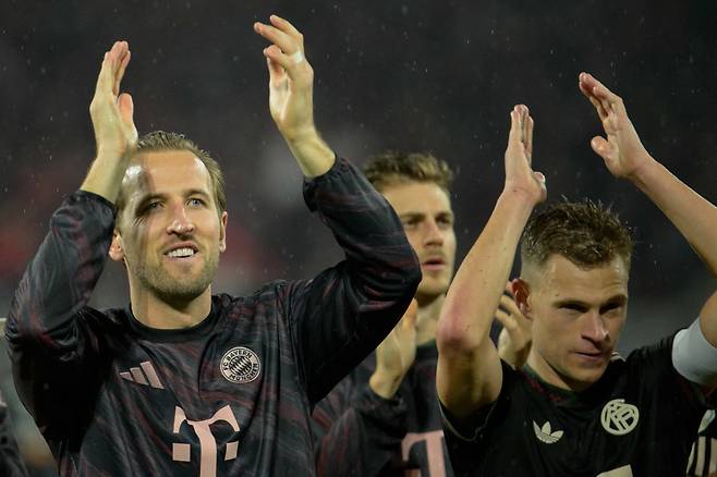 '손흥민 옆에서도 이런 적은 없다' 이게 케인인가, 메시인가...역사적 해리 케인 위대하다, 경이롭다