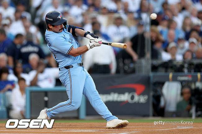 '언터쳐블' KKKKKKKKKKKK 22세 괴물 루키의 호투에 토론토가 또 웃었다..다저스 제압→시리즈 3승 2패로 캐나다행 '우승까지 1승 남았다' [WS5]