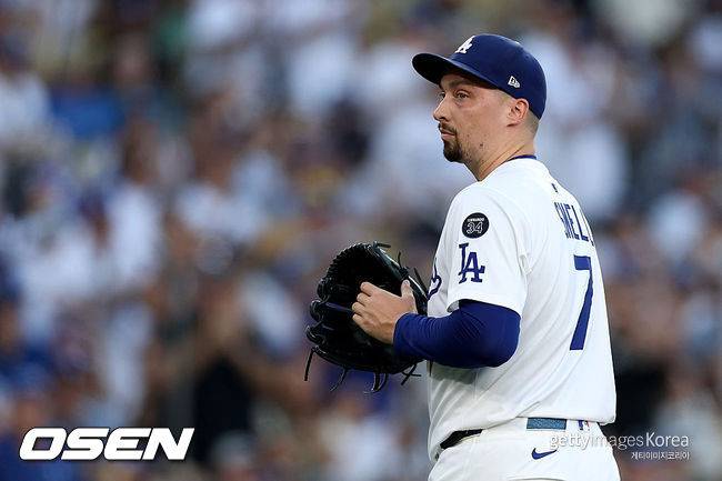 '언터쳐블' KKKKKKKKKKKK 22세 괴물 루키의 호투에 토론토가 또 웃었다..다저스 제압→시리즈 3승 2패로 캐나다행 '우승까지 1승 남았다' [WS5]