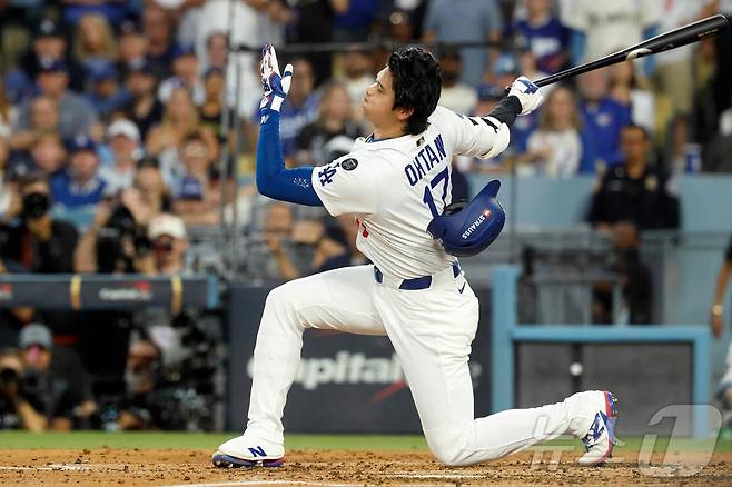 토론토, 다저스 완파…32년 만에 월드시리즈 우승까지 1승 남았다