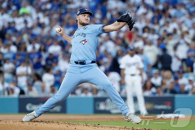토론토, 다저스 완파…32년 만에 월드시리즈 우승까지 1승 남았다