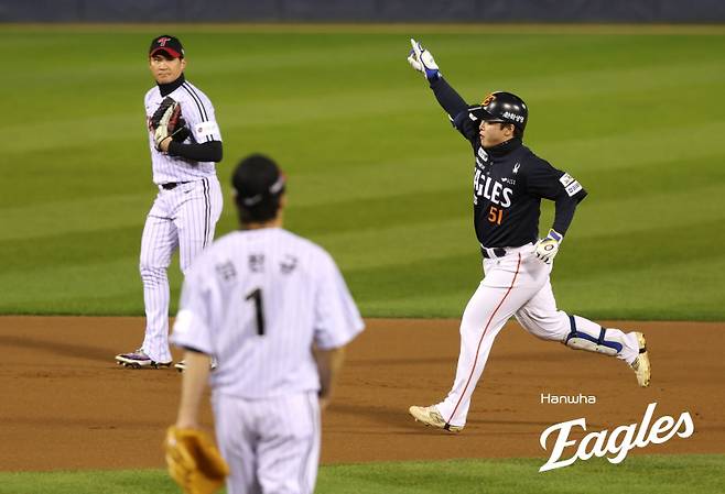 KS 끝나면 같은 유니폼 입는 박해민·문현빈, 컬래버 효과 기대...