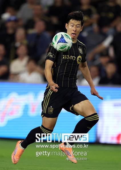 손흥민 발끝에서 역전승→MVP 최고평점 '홀로 8점', 클래스 美쳤다 “LAFC, PO 1차전 오스틴에 2-1 승” MLS컵 우승 ‘성큼성큼’