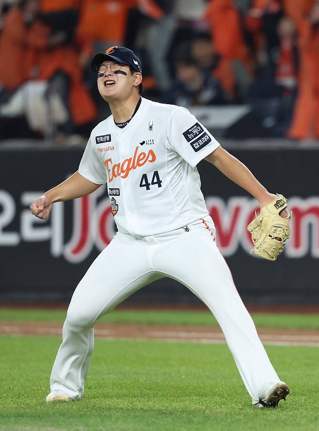 “부모님에게 들었어요” 한화 김서현에겐 남다르게 들렸던 “5차전 마무리투수 김서현”