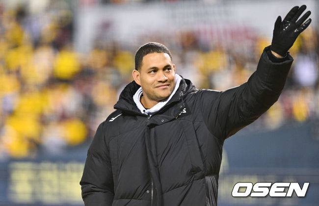 '11타수 무안타, 더 이상 못 참아' 염갈량 칼 빼들었다. 오스틴 5번-김현수 3번, LG 라인업 변화 [KS4]