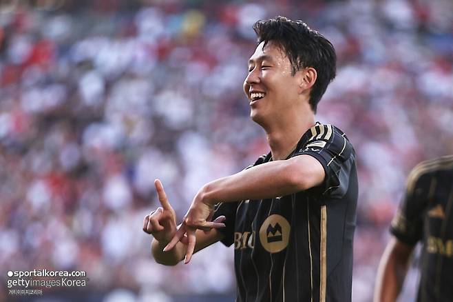 MLS '오피셜' 공식 인증