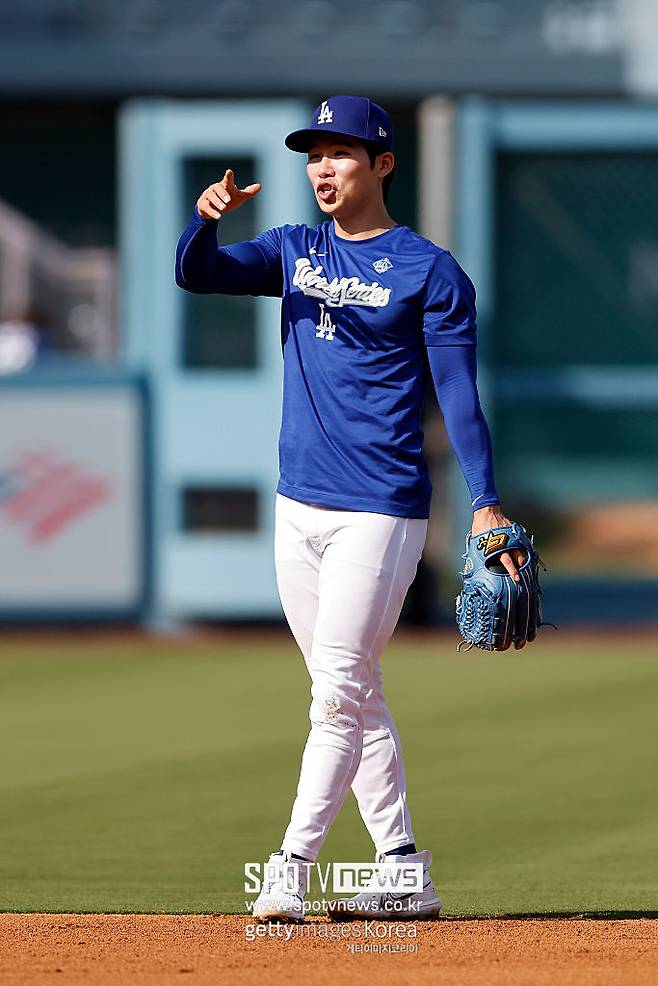 로버츠 김혜성 외면에 다저스 팬들 폭발했다…