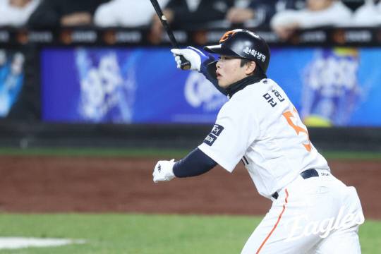 와이스 강판 거부, 믿어야 했다…한화, 117구 투혼도 지켜내지 못한 충격의 4대 7 역전패