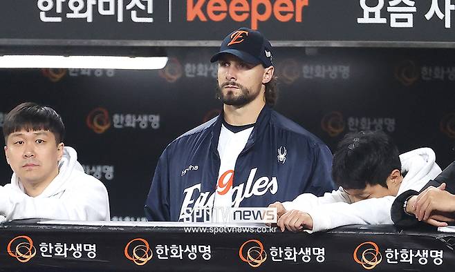 '말이 안 나오는 충격패' 7이닝 무실점 포효하던 와이스…더그아웃에서 표정 잃었다