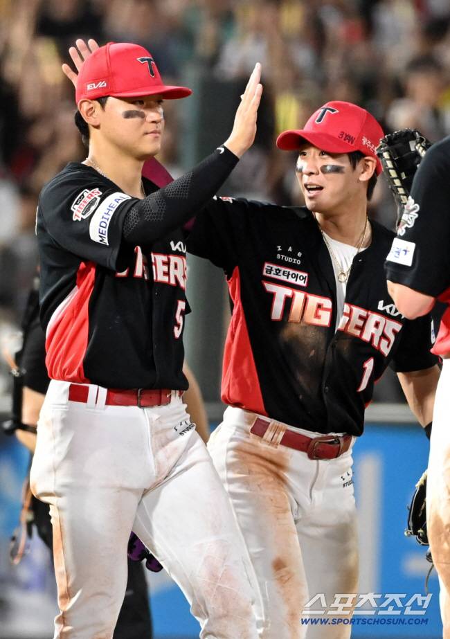 100억 너무 비싼데, KIA 드디어 '유격수 김도영' 카드 만지작…