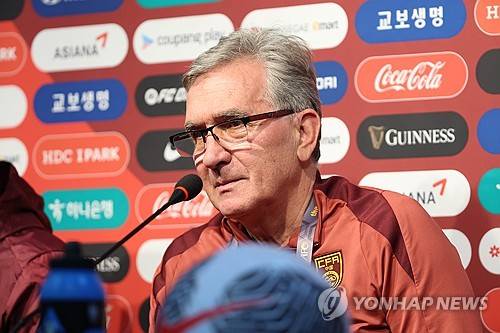 오피셜 '공식발표' 이동국 군대 확정→중국 월드컵 꿈 '와장창'…동유럽 베테랑 이반코비치 감독, 끝내 은퇴 선언