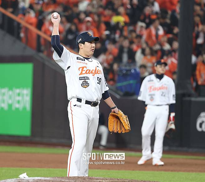 KIA→한화 트레이드 성공신화 믿을수 없었나…KS 대참사 언제부터 조짐이 보였나