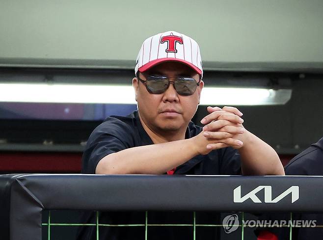 프로야구 KIA, 코치진 보직 확정…고영민·김지용 코치 등 영입