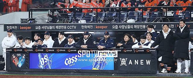 김경문 한 번 더 실수는 끝이다… 전설의 삼성 투수 운영 소환할까, 한화 역사상 첫 대업 도전