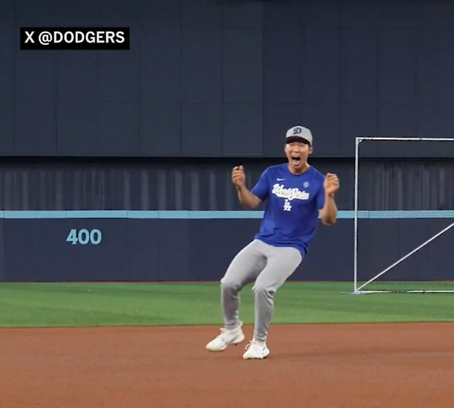 김혜성과 대결서 '꽈당', 망신당한 로버츠 감독…하지만