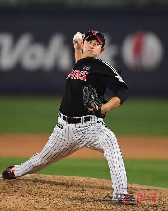 '김서현 올인' 김경문과 다르네… 염경엽