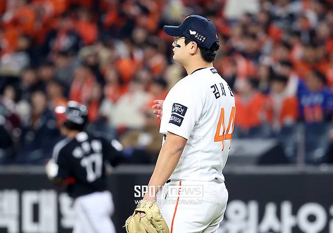 “류현진이 던지겠다고 하네” 눈물겨운 투혼… 김서현-정우주는 어쩌나, 김경문 진짜 시험대 올랐다