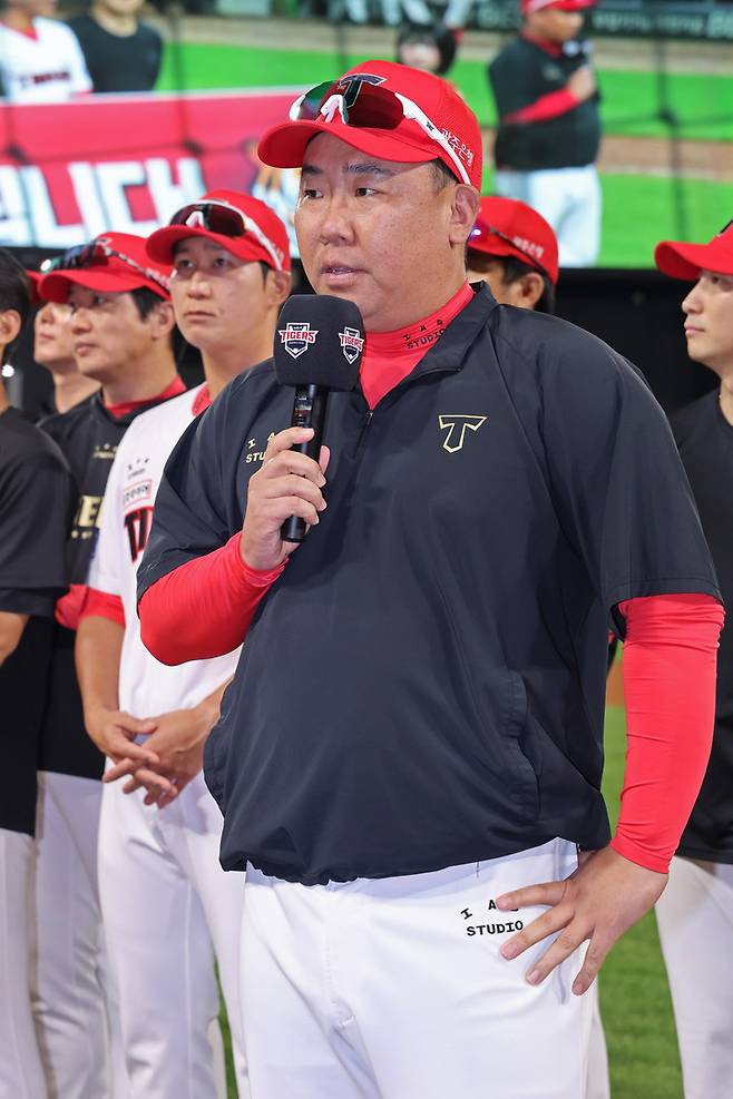 프로야구 KIA, 두산-롯데-KT 코치 대거 영입... 2026 시즌 준비 마쳤다